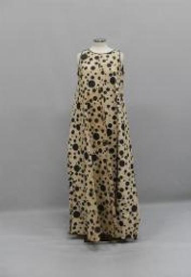 Χάρτινο φόρεμα