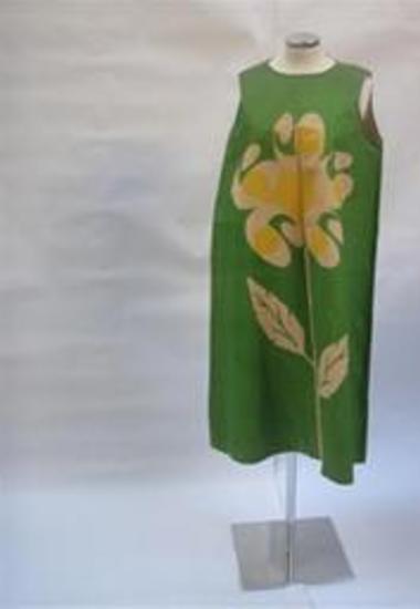 Χάρτινο φόρεμα