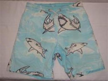 Μαγιό και ρούχα παραλίας