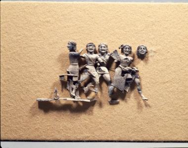 Σύμπλεγμα Βορεάδων και Άρπυιες από ελεφαντοστό