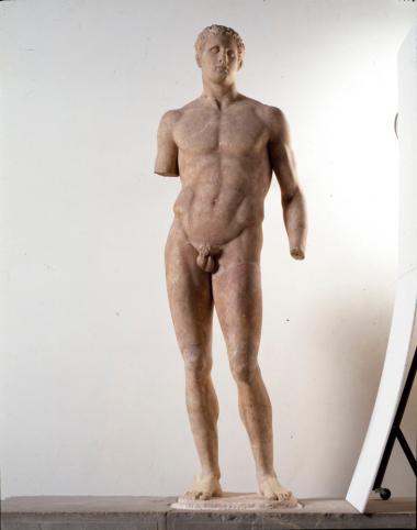 Μαρμάρινο άγαλμα του παγκρατιαστή Αγία