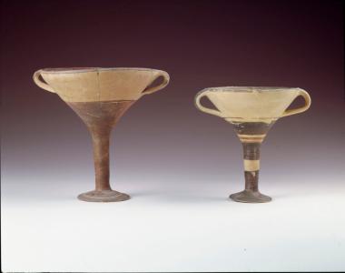 Υστεροελλαδικές κύλικες