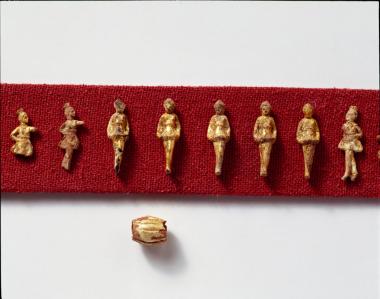 Τμήμα διαδήματος με πήλινη επίχρυση διακόσμηση