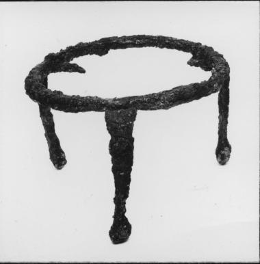 Σιδερένιος τρίποδας