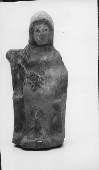 Πήλινο ειδώλιο καθιστής σε θρόνο θεάς