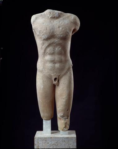 Μαρμάρινος Κούρος