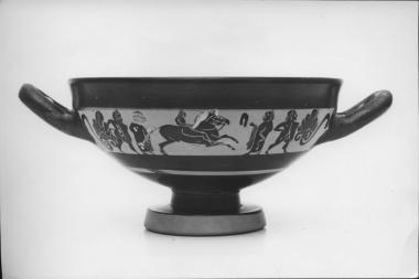 Αττική μελανόμορφη ταινιωτή κοτύλη