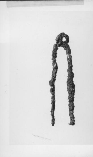 Σιδερένια διπλή περόνη