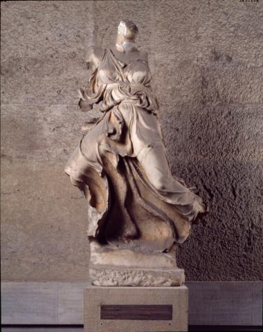 Μαρμάρινο άγαλμα ιπτάμενης Νίκης