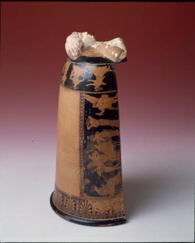 Αττικό ερυθρόμορφο επίνητρο. Ζ. Ερέτριας.