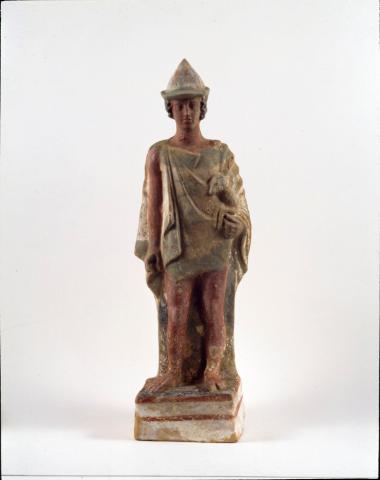 Πήλινο ειδώλιο εφήβου.