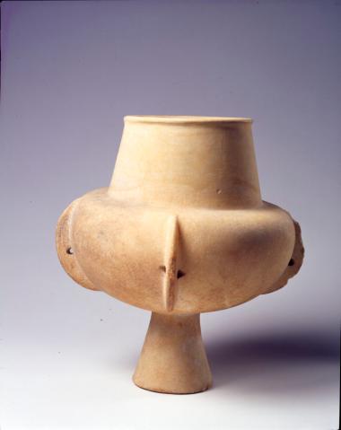 Αγγείο. Μαρμάρινη καντήλα. Πρωτοκλυκλαδική εποχή.