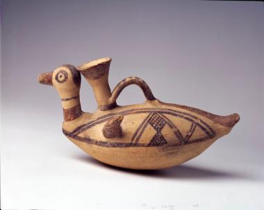 Κυπριακός ασκός σε μορφή πάπιας.