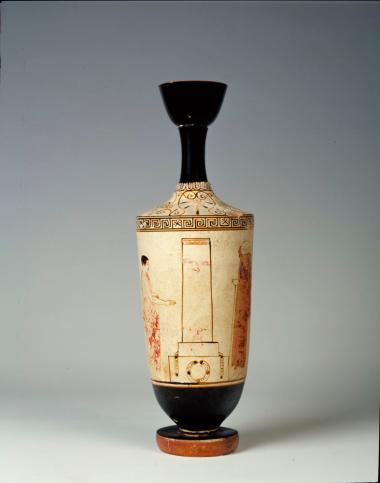 Λευκή λήκυθος με σκηνή επίσκεψης σε τάφο. Ζ. του Αχιλλέα. Μνημείο