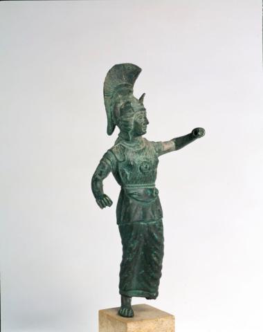 Χάλκινο αγαλμάτιο Αθηνάς σε στάση Προμάχου.