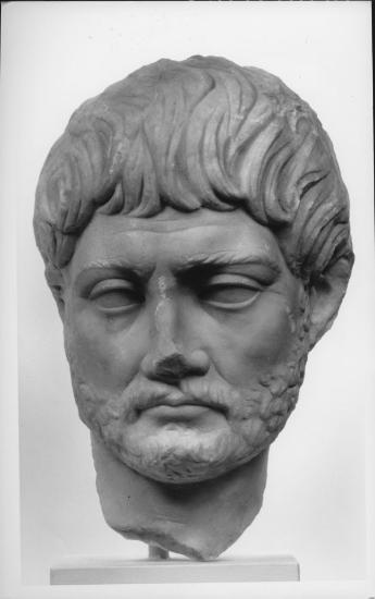 Εικονιστική κεφαλή επιτύμβιου αναγλύφου