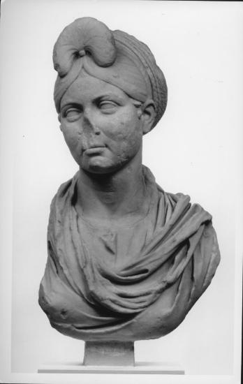 Προτομή αθηναίας αστής