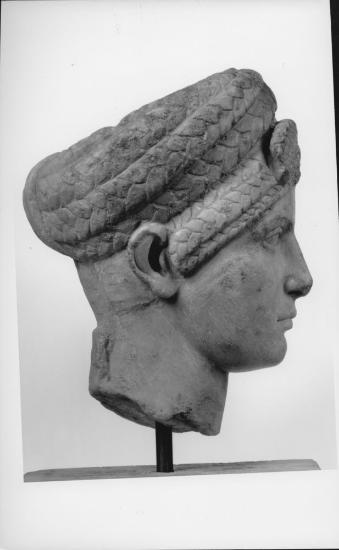 Εικονιστική κεφαλή αστής