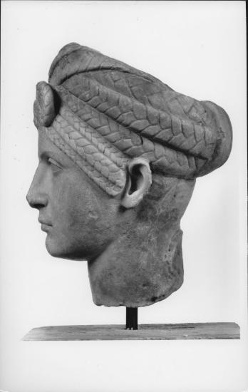 Εικονιστική κεφαλή αστής