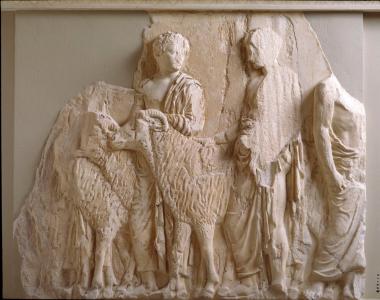 Λίθος IV. Βόρεια ζωφόρος Παρθενώνα. Νέοι οδηγούν κριάρια