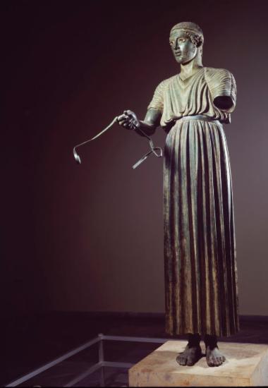 Χάλκινο άγαλμα Ηνίοχου