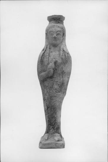 Πλαστικό αγγείο με μορφή κόρης