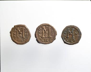 Φόλλις (οπισθ.)