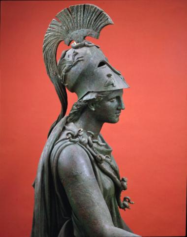 Χάλκινο άγαλμα Αθηνάς. Λεπτομέρεια, ανώτερο τμήμα αγάλματος, πλάγια δεξιά πλευρά. Πιθανώς έργο του γλύπτη Ευφράνορος.