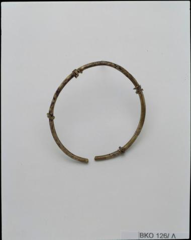 Χάλκινο βραχιόλι.