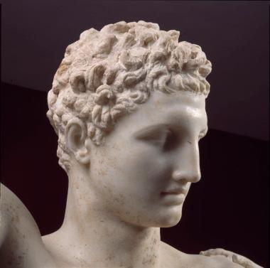 Ο Ερμής του Πραξιτέλη. Κεφαλή Ερμή