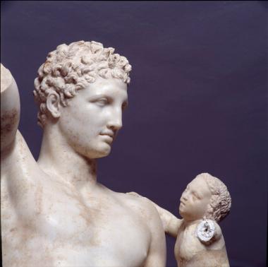 Ο Ερμής του Πραξιτέλη. Κεφαλή Ερμή