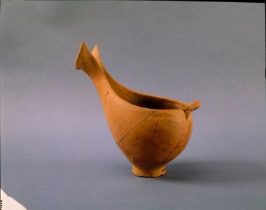 Πήλινο  αγγείο από τη Λέρνα