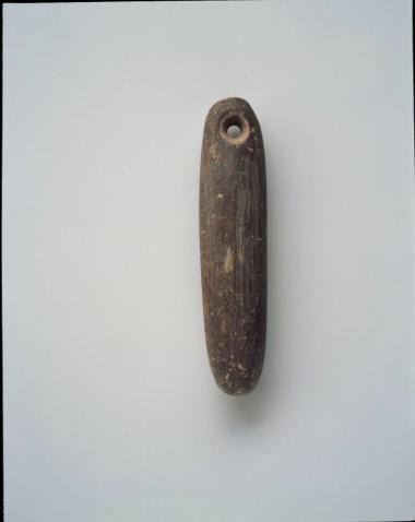 Λίθινο περίαπτο.