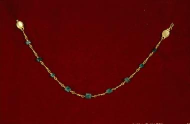 Χρυσό περιδέραιο