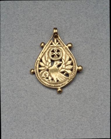 Χρυσό περίαπτο.