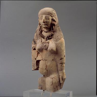 Πήλινο ειδώλιο γυναικείας μορφής από την Κύπρο