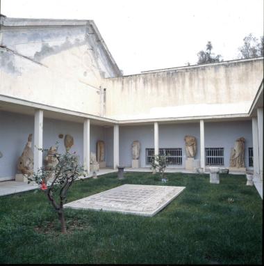 Χωρίς Τίτλο