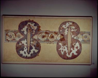 Τμήμα τοιχογραφίας από τον Εξώστη με τις Ασπίδες στο Μεγάλο Κλιμακοστάσιο ανακτόρου Κνωσού
