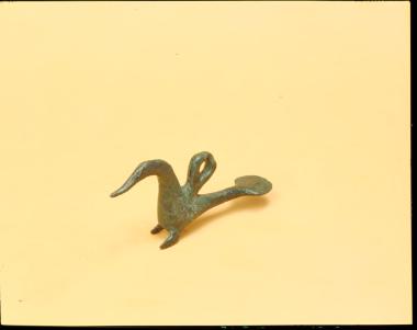 Χάλκινο πτηνόμορφο περίαπτο