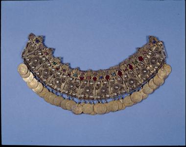 Ασημένιο επιχρυσωμένο επιμετώπιο κόσμημα