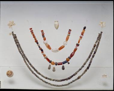 Περιδέραια με χάντρες