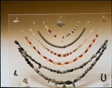 Περιδέραια με χάντρες