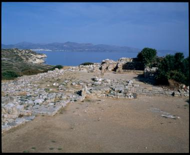 Το ανάκτορο και ο κόλπος του Μιραμπέλλου