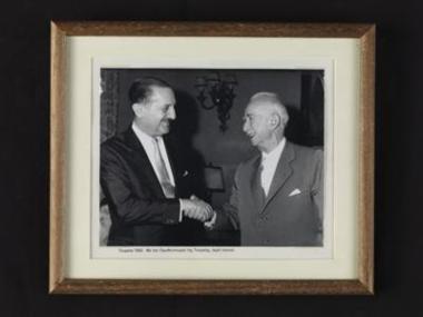 Ο Ε. Αβέρωφ με τον πρωθυπουργό της Τουρκίας, Ισμέτ Ινονού. Τουρκία 1962.