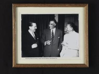 Ο Ευάγγελος Αβέρωφ-Τοσίτσας, με τους Γκαμάλ 'Αμπντελ Νάσσερ και Γιόσιπ Μπροζ Τίτο.