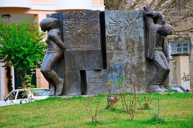 Πλατεία Ανεξαρτησίας Τρίπολης