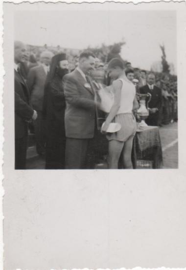 Αταξινόμητη φωτογραφία 4ης περιόδου 300