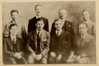 Η ΠΟΛΗ ΚΑΙ Η ΧΑΝ ΑΘΗΝΩΝ ΤΗΝ ΔΕΚΑΕΤΙΑ ΤΟΥ 1920 19