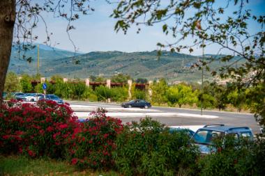 Πάρκινγκ Πλατείας Ζέρβα (DSC1554)