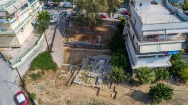 Πολυάνδριο (DJI0041)